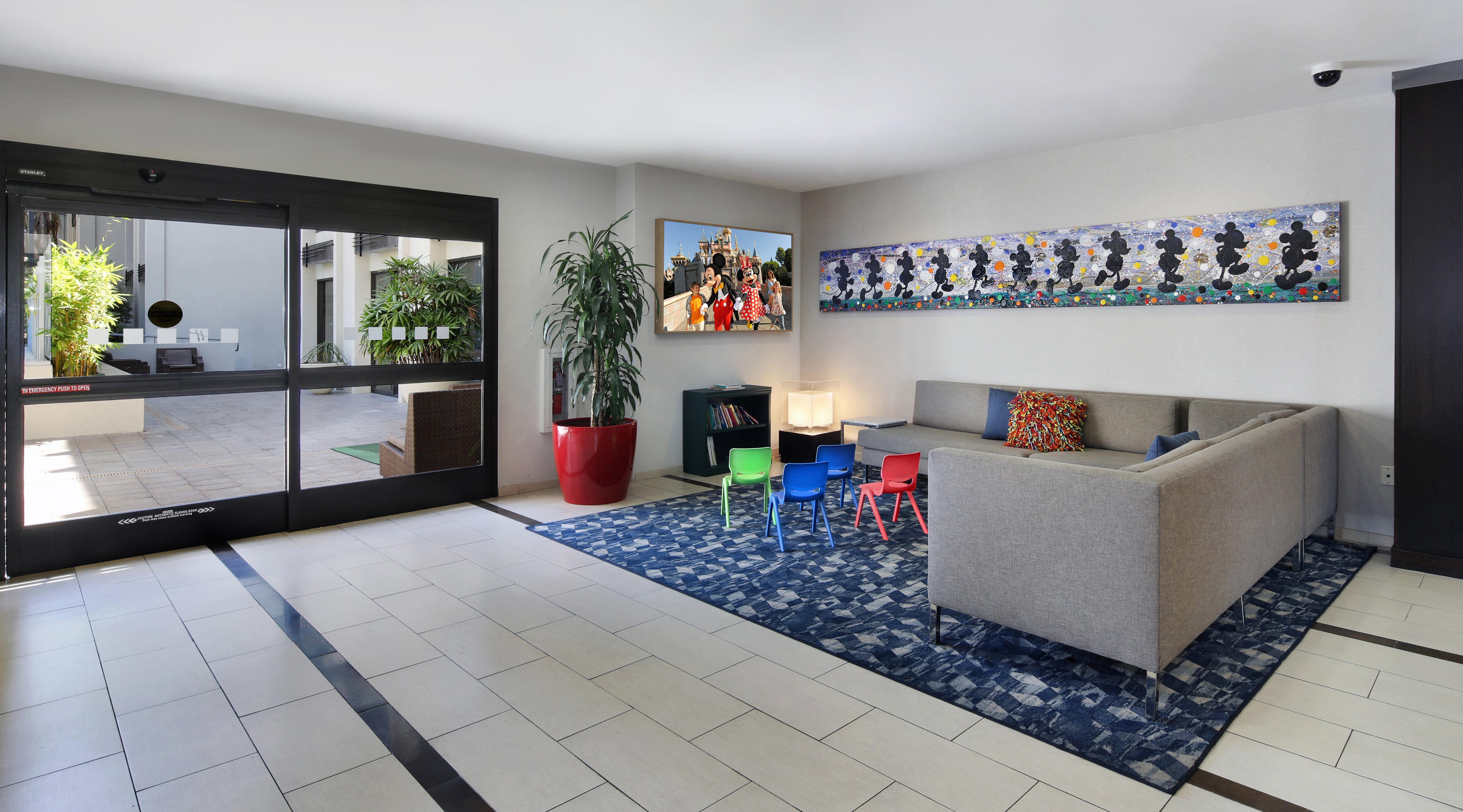 Holiday Inn Hotel & Suites Anaheim By Ihg Exteriér fotografie