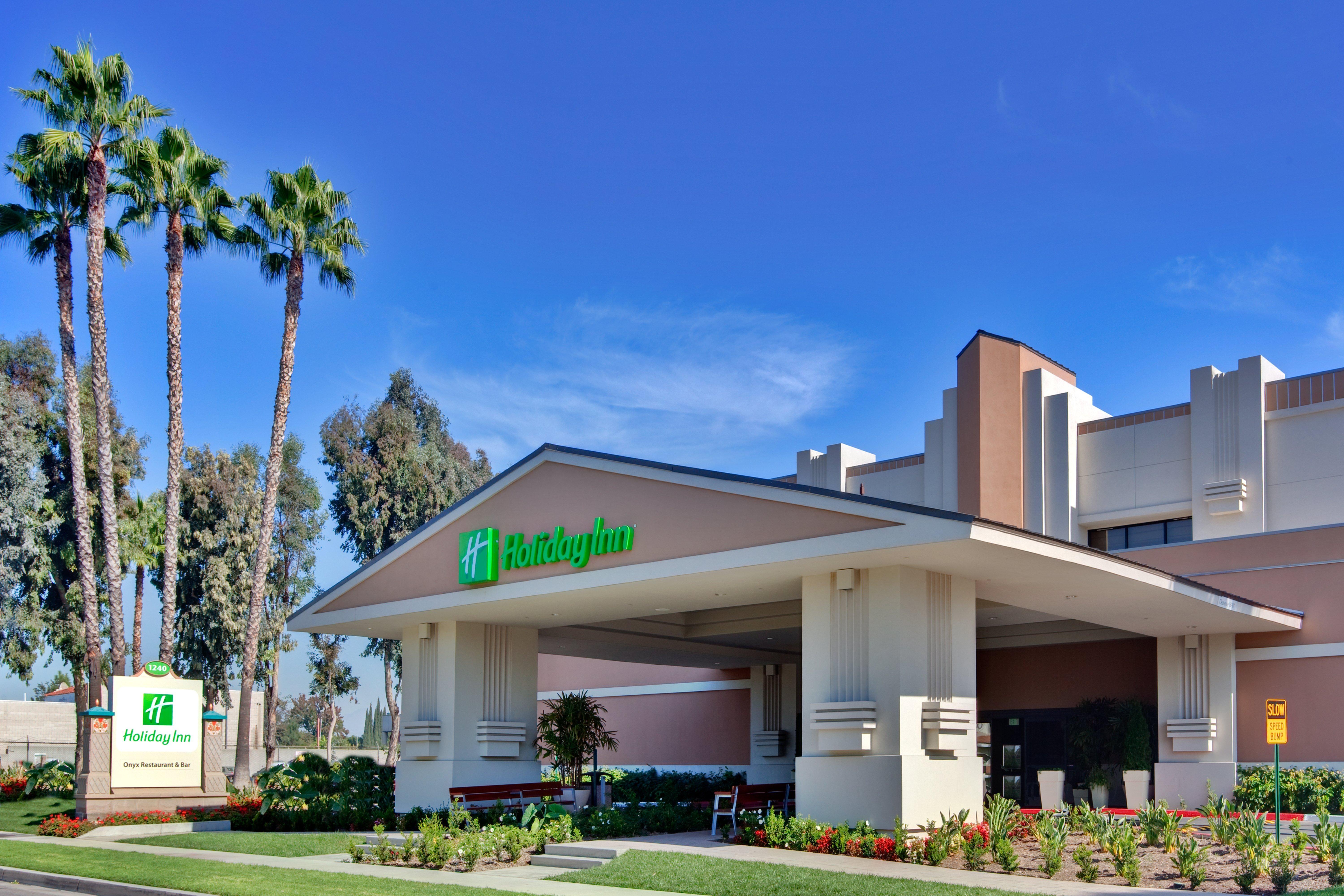 Holiday Inn Hotel & Suites Anaheim By Ihg Exteriér fotografie