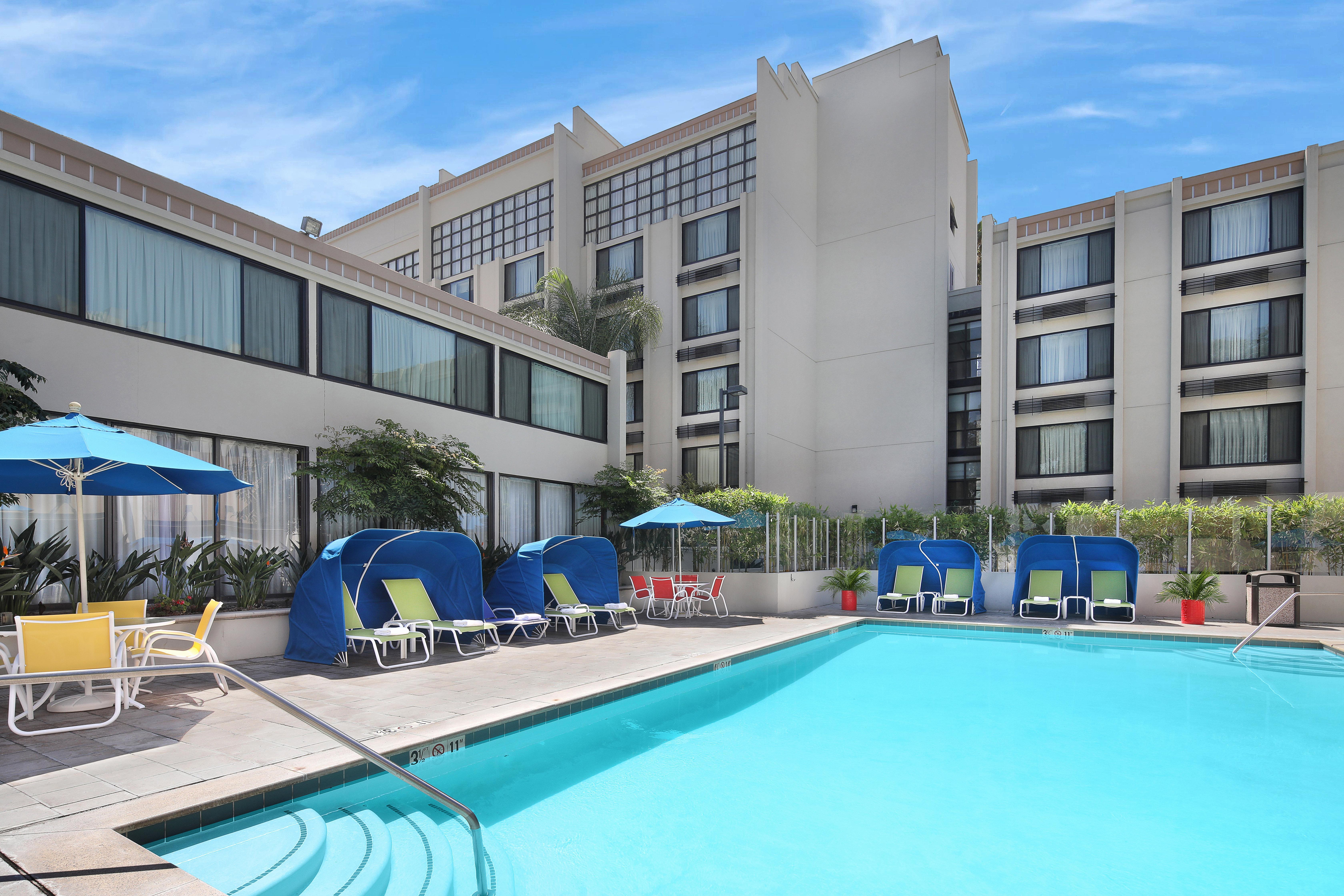 Holiday Inn Hotel & Suites Anaheim By Ihg Exteriér fotografie