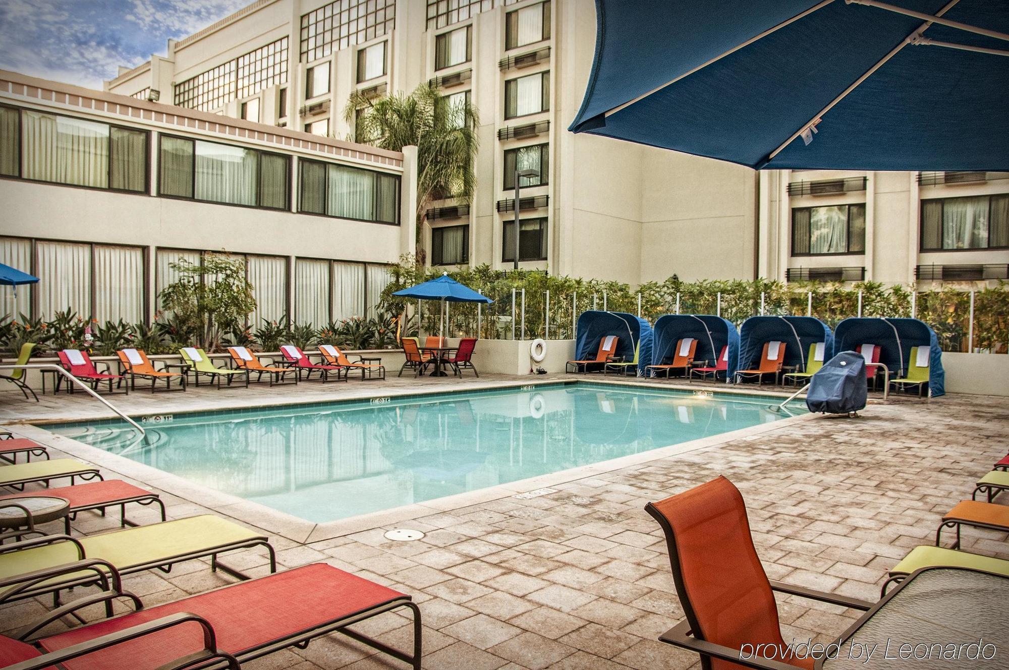Holiday Inn Hotel & Suites Anaheim By Ihg Exteriér fotografie